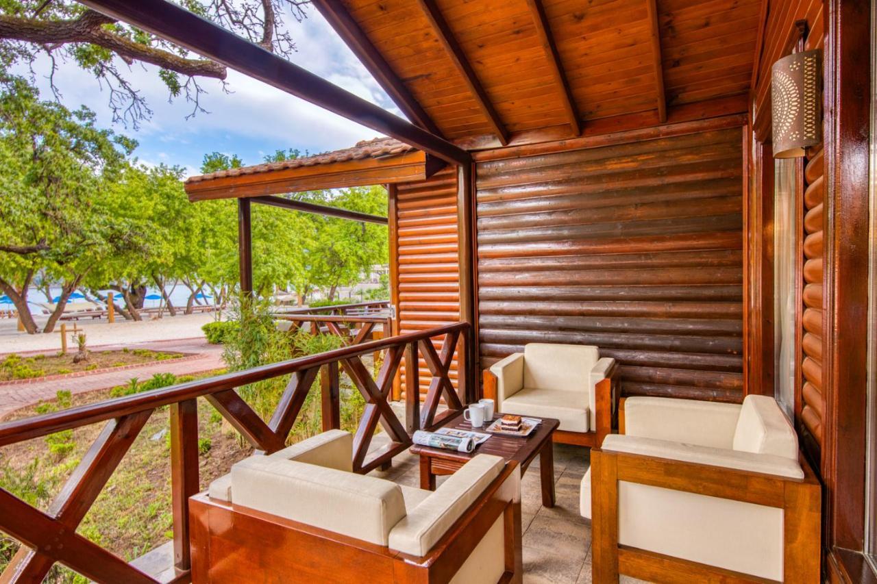 The Bay Beach Club Фетие Екстериор снимка